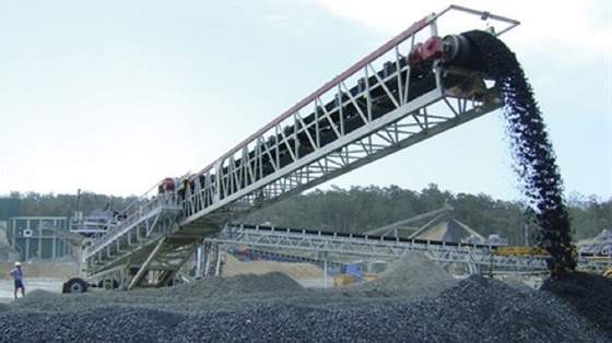 철광석 이송 벨트 컨베이어 200Kw 1200 밀리미터 폭 마이닝 운송 열 저항성