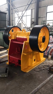 55Kw 단단한 화강암 작은 바위 분쇄 기계 PE500*750 노랑색 백색