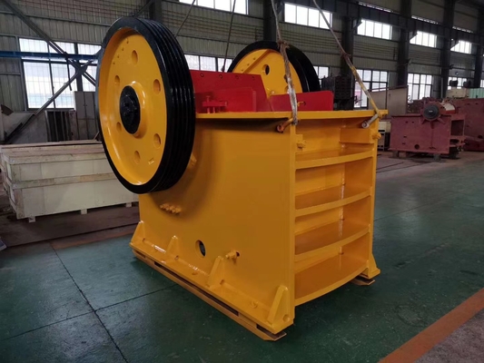 55Kw 단단한 화강암 작은 바위 분쇄 기계 PE500*750 노랑색 백색