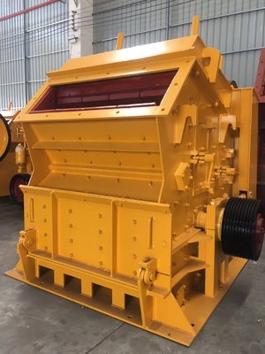 노란 분명한 임팩트 크러셔 기계 75Kw 수직 CE ISO, 수력 충격 분쇄기, 가지고 다닐 수 있는 임팩트 크러셔