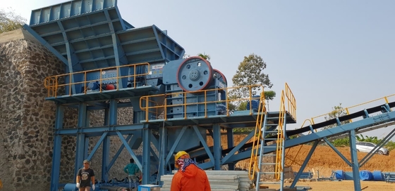 스톤 조 크러셔 기계 편심축 55Kw PE500 Ｘ 750 모바일을 자갈로 덮으세요